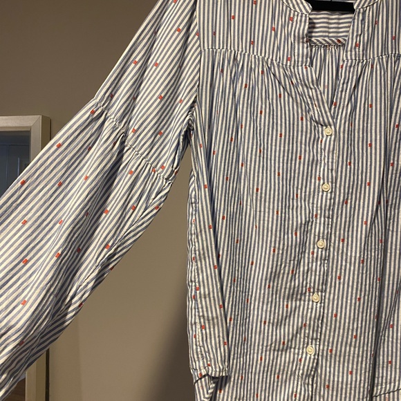 Old Navy Blouse. Blue and white stripe with red detailing. Size medium - Picture 2 of 3